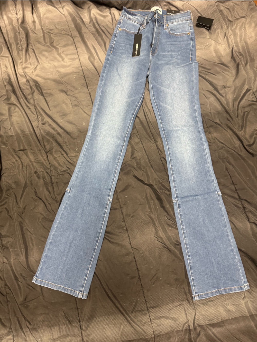 Classic Light Blue Women’s Skinny Jeans